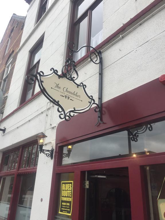 Cafe Pension The Chandelier Terneuzen Εξωτερικό φωτογραφία